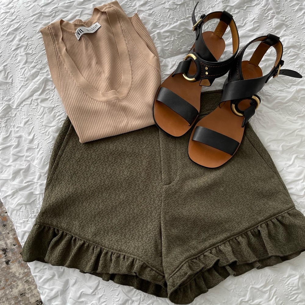 Club Monaco Ruffled High Waisted Shorts